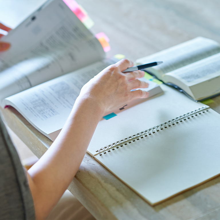 資格を取得する